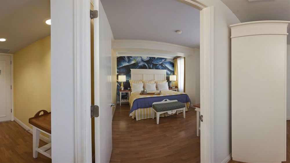 Hotel Indigo Dallas Downtown By Ihg Bagian luar foto